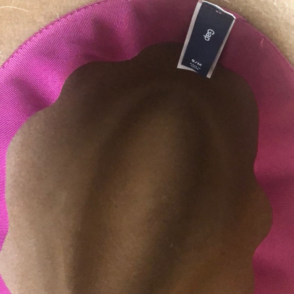 Fedora - Picture 4 of 4